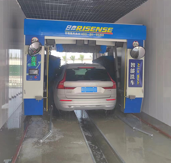 河北单位安装日森单摆臂洗车机和龙门洗车机